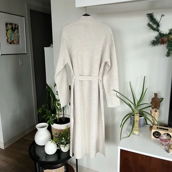 Aritzia Wilfred Belize Cardigan in Heather Birch in Sz M - Picture 6 of 9